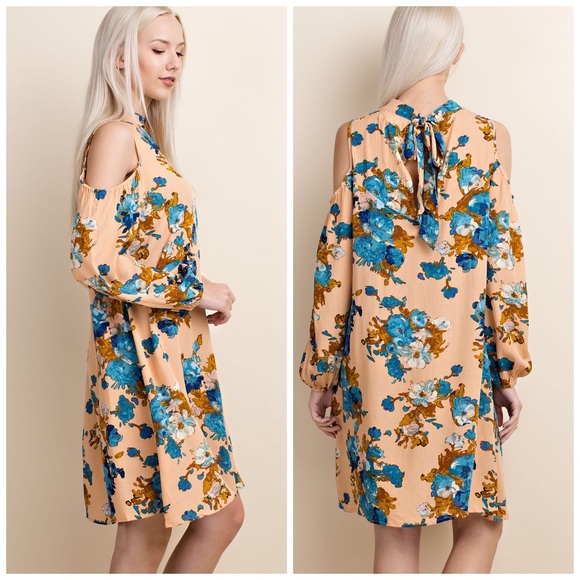 LAST 1! 💕💕Mock Neck Cold shoulder dress - Picture 5 of 5